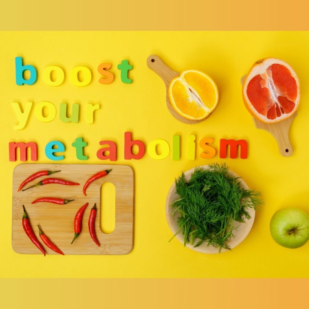 Abnehmen durch Stoffwechsel beschleunigen - Obst und Gemüse auf einem Platzdeckchen